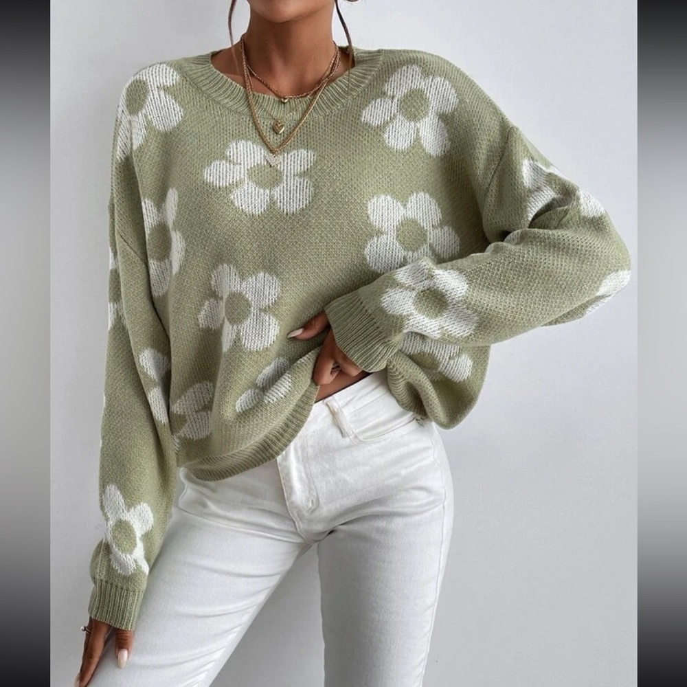 Boho floral print knot sweater top